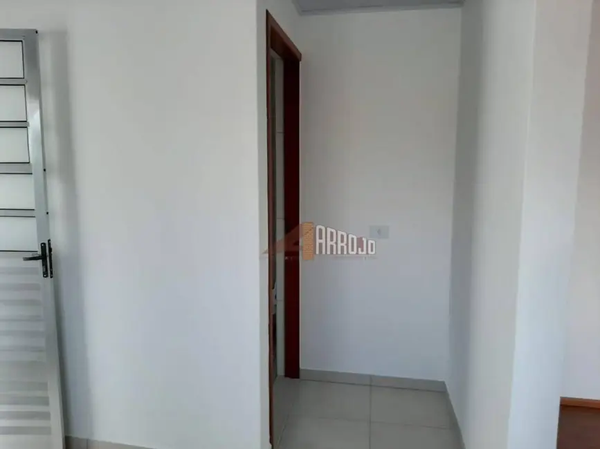 Foto 9 de Casa com 4 quartos à venda, 200m2 em Vila Araguaia, São Paulo - SP