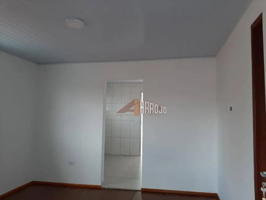 Foto 3 de Casa com 4 quartos à venda, 200m2 em Vila Araguaia, São Paulo - SP