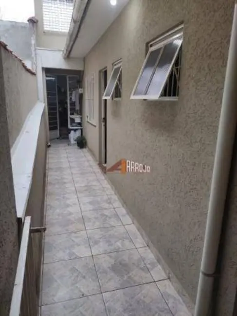 Sobrado com 3 quartos à venda, 108m2 em Vila Paranaguá, São Paulo - SP - imagem 4 Foto 4 de Sobrado com 3 quartos à venda, 108m2 em Vila Paranaguá, São Paulo - SP
