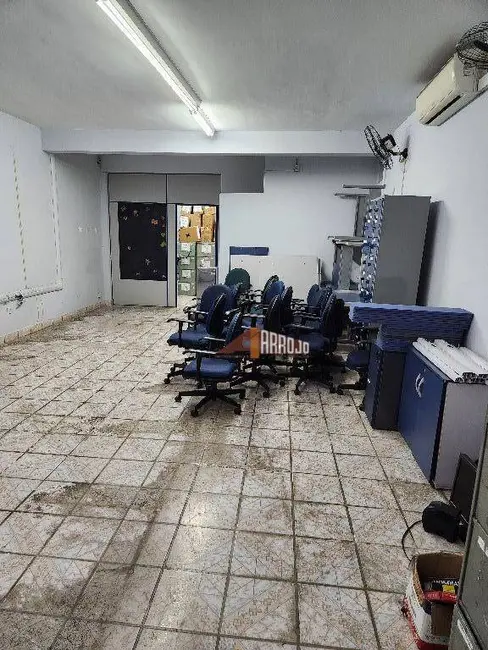 Foto 4 de Sala Comercial para alugar em Vila Marieta, São Paulo - SP