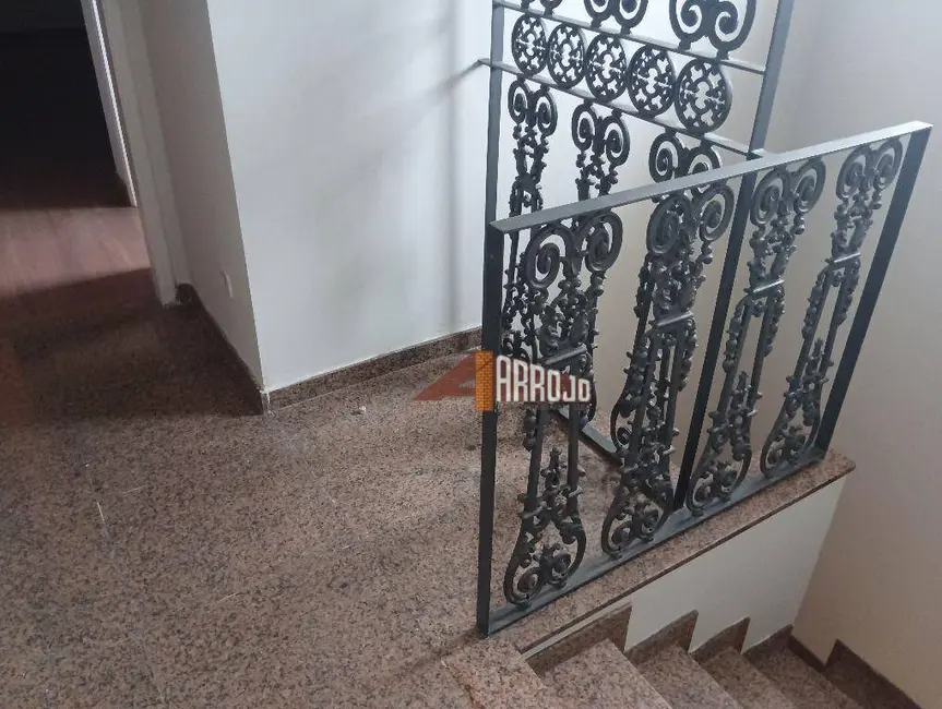 Sobrado com 3 quartos à venda, 200m2 em Penha de França, São Paulo - SP - imagem 9 Foto 9 de Sobrado com 3 quartos à venda, 200m2 em Penha de França, São Paulo - SP