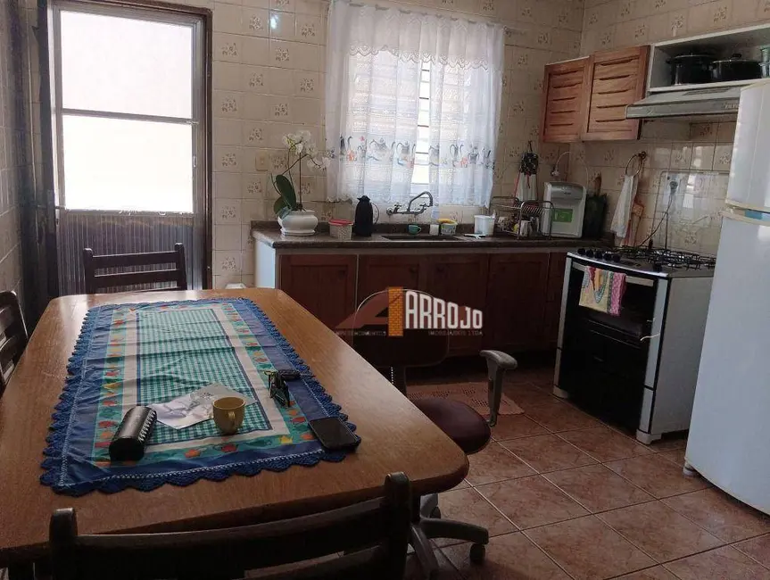 Casa com 4 quartos à venda, 296m2 em São Paulo - SP - imagem 1 Foto 1 de Casa com 4 quartos à venda, 296m2 em São Paulo - SP