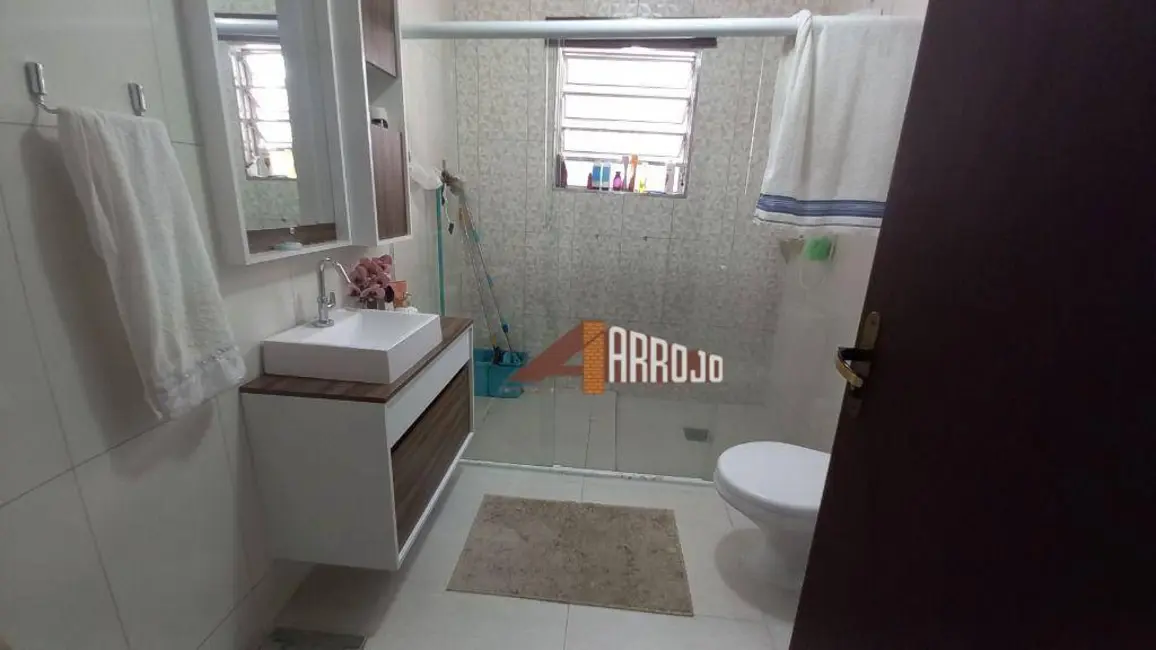 Foto 9 de Casa com 5 quartos à venda, 319m2 em Vila Buenos Aires, São Paulo - SP