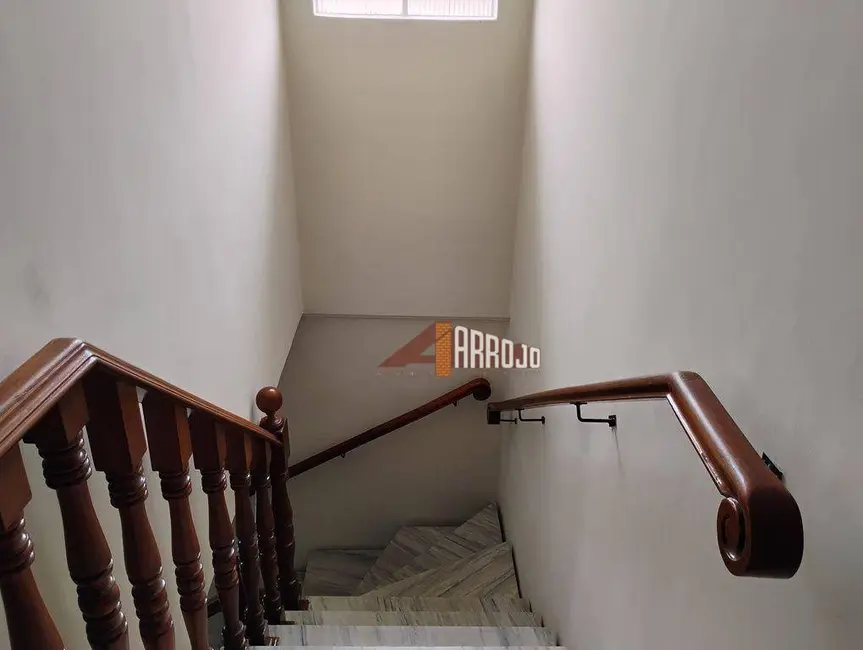 Sobrado com 3 quartos à venda, 210m2 em Vila Ré, São Paulo - SP - imagem 8 Foto 8 de Sobrado com 3 quartos à venda, 210m2 em Vila Ré, São Paulo - SP