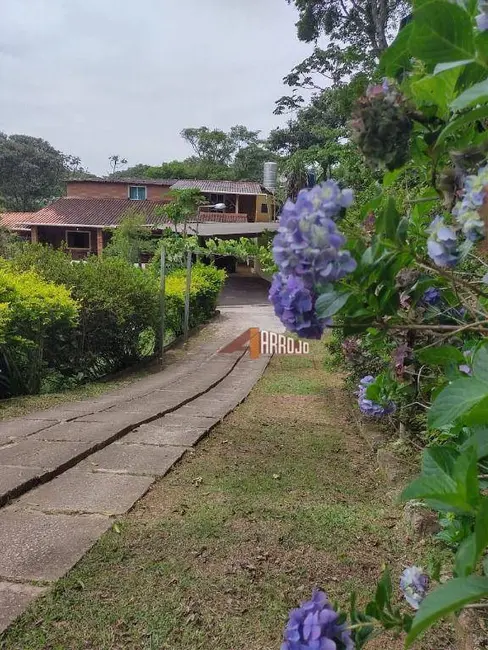 Chácara com 4 quartos à venda, 6500m2 em Vila Nova Bonsucesso, Guarulhos - SP - imagem 5 Foto 5 de Chácara com 4 quartos à venda, 6500m2 em Vila Nova Bonsucesso, Guarulhos - SP
