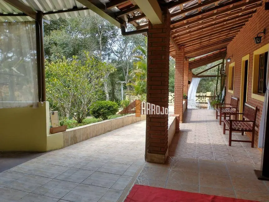 Foto 2 de Chácara com 4 quartos à venda, 6500m2 em Vila Nova Bonsucesso, Guarulhos - SP
