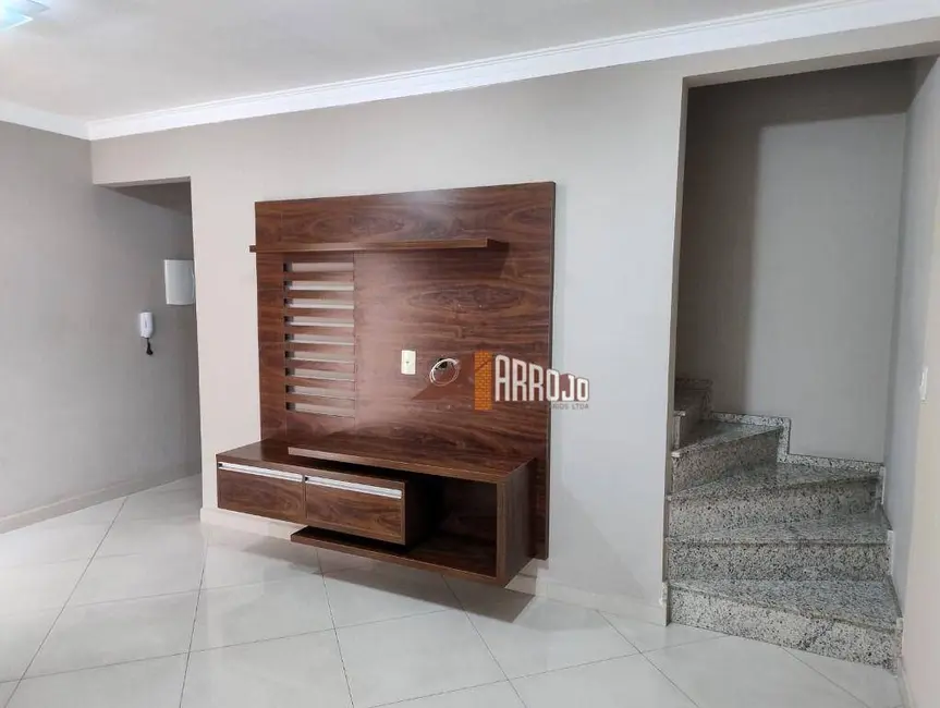 Sobrado com 2 quartos à venda, 500m2 em Penha de França, São Paulo - SP - imagem 4 Foto 4 de Sobrado com 2 quartos à venda, 500m2 em Penha de França, São Paulo - SP