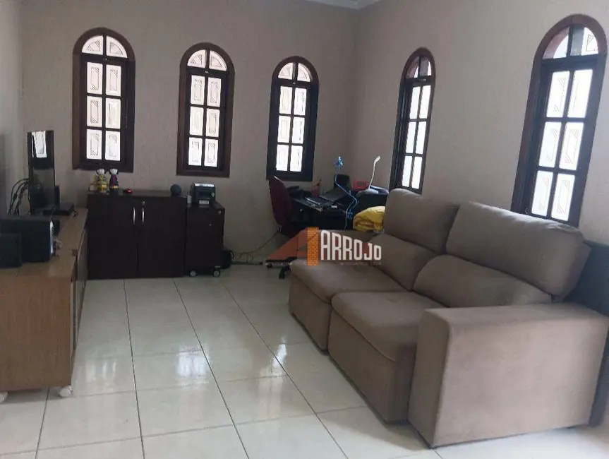 Foto 1 de Casa com 3 quartos à venda, 250m2 em Vila Monte Santo, São Paulo - SP