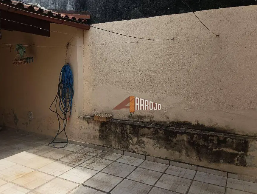 Foto 8 de Casa com 3 quartos à venda, 250m2 em Vila Monte Santo, São Paulo - SP