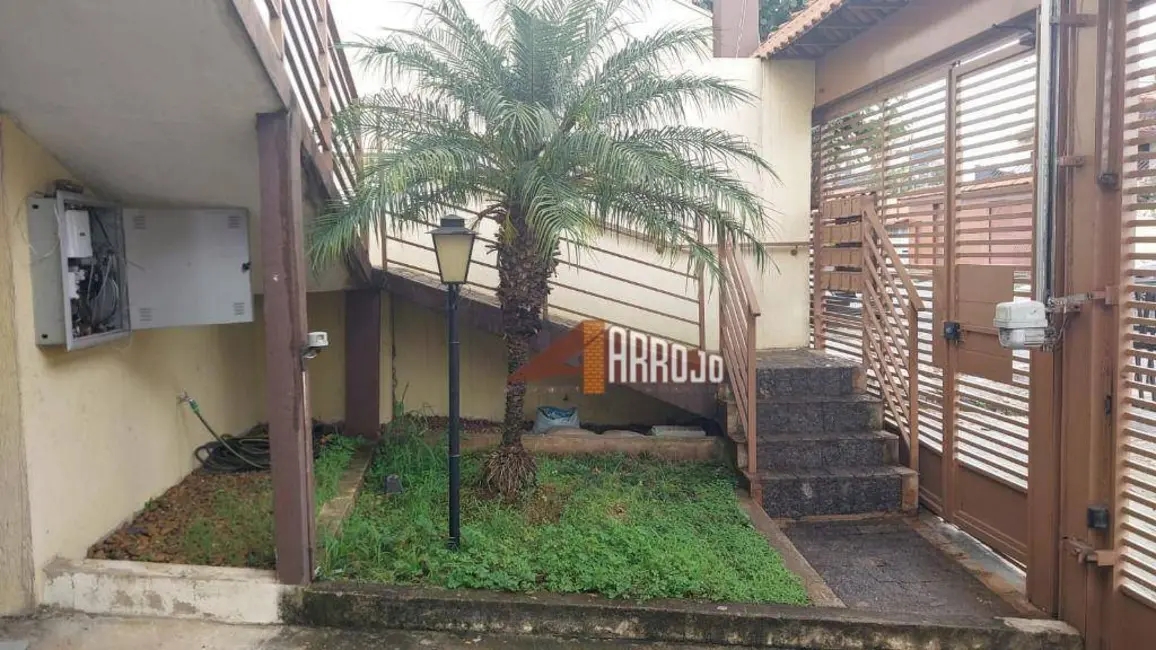 Sobrado com 3 quartos à venda, 856m2 em Vila Ré, São Paulo - SP - imagem 3 Foto 3 de Sobrado com 3 quartos à venda, 856m2 em Vila Ré, São Paulo - SP