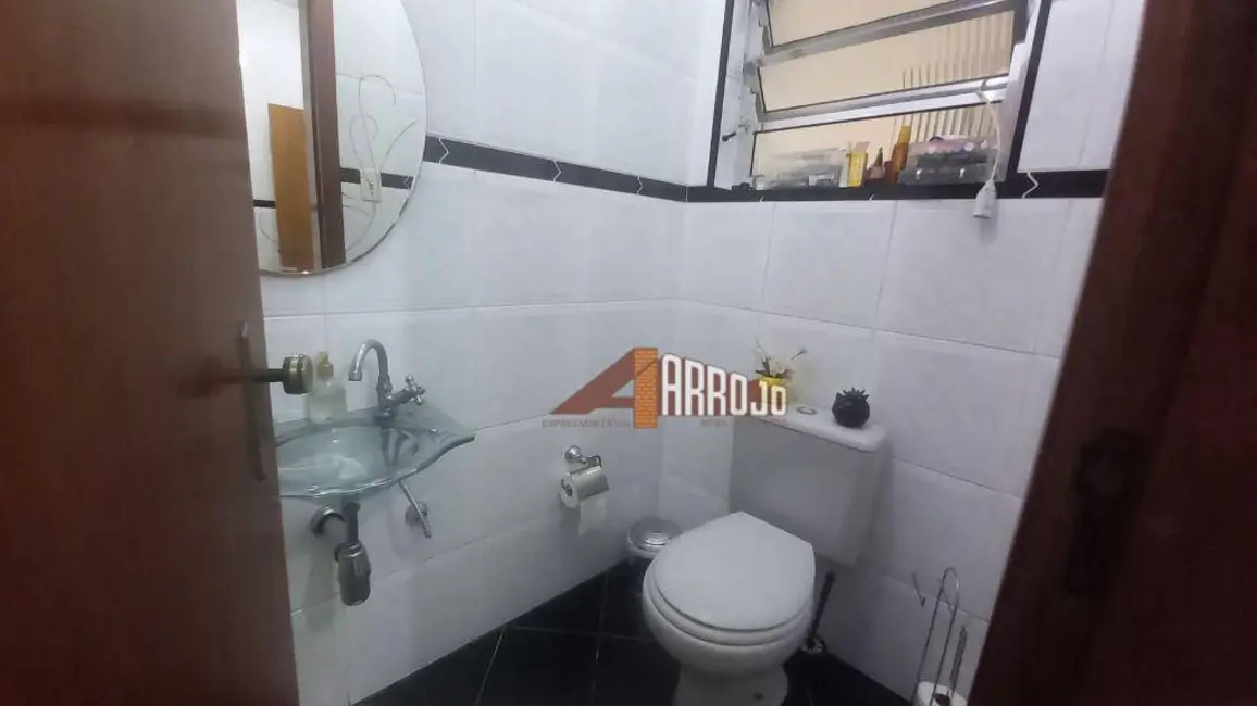 Sobrado com 2 quartos à venda, 134m2 em Vila Buenos Aires, São Paulo - SP - imagem 9 Foto 9 de Sobrado com 2 quartos à venda, 134m2 em Vila Buenos Aires, São Paulo - SP