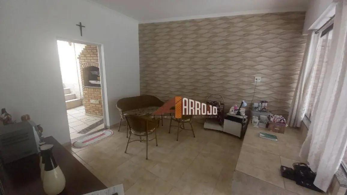 Sobrado com 2 quartos à venda, 134m2 em Vila Buenos Aires, São Paulo - SP - imagem 4 Foto 4 de Sobrado com 2 quartos à venda, 134m2 em Vila Buenos Aires, São Paulo - SP