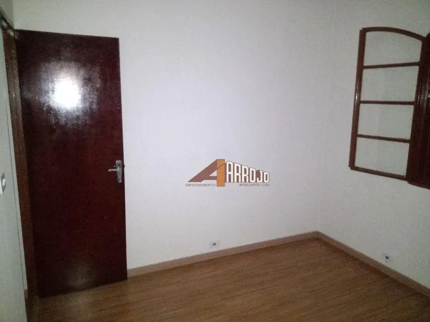Sobrado com 2 quartos para alugar, 88m2 em Cidade Antônio Estevão de Carvalho, São Paulo - SP - imagem 3 Foto 3 de Sobrado com 2 quartos para alugar, 88m2 em Cidade Antônio Estevão de Carvalho, São Paulo - SP