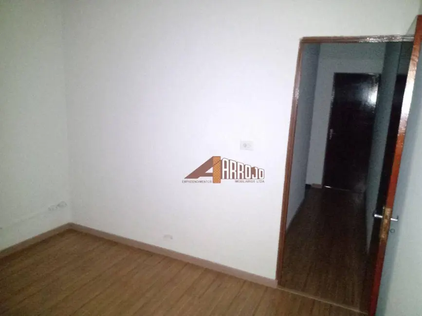 Sobrado com 2 quartos para alugar, 88m2 em Cidade Antônio Estevão de Carvalho, São Paulo - SP - imagem 5 Foto 5 de Sobrado com 2 quartos para alugar, 88m2 em Cidade Antônio Estevão de Carvalho, São Paulo - SP