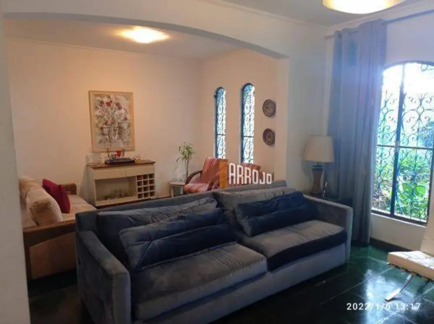 Foto 1 de Sobrado com 3 quartos à venda, 269m2 em Vila Salete, São Paulo - SP