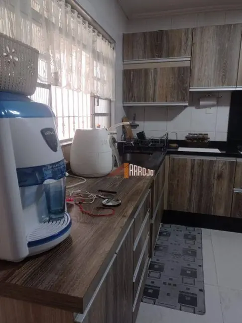 Casa com 2 quartos à venda, 300m2 em Vila Constança, São Paulo - SP - imagem 8 Foto 8 de Casa com 2 quartos à venda, 300m2 em Vila Constança, São Paulo - SP