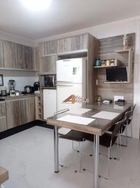 Casa com 2 quartos à venda, 300m2 em Vila Constança, São Paulo - SP - imagem 6 Foto 6 de Casa com 2 quartos à venda, 300m2 em Vila Constança, São Paulo - SP