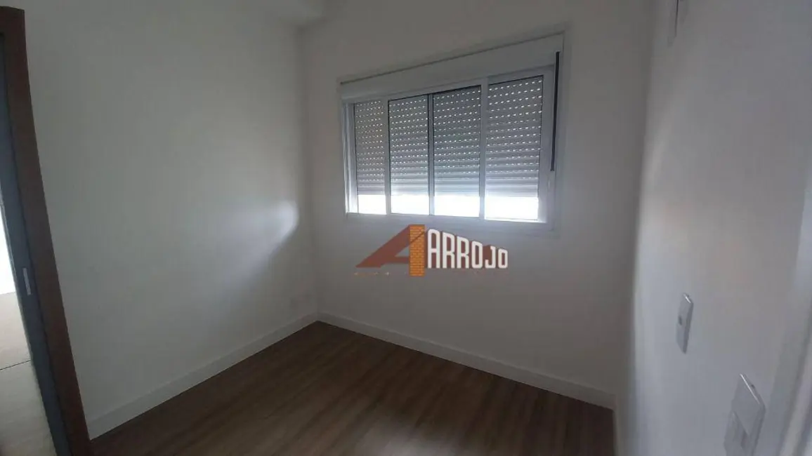 Foto 4 de Apartamento com 1 quarto à venda, 68m2 em Vila Santana, São Paulo - SP