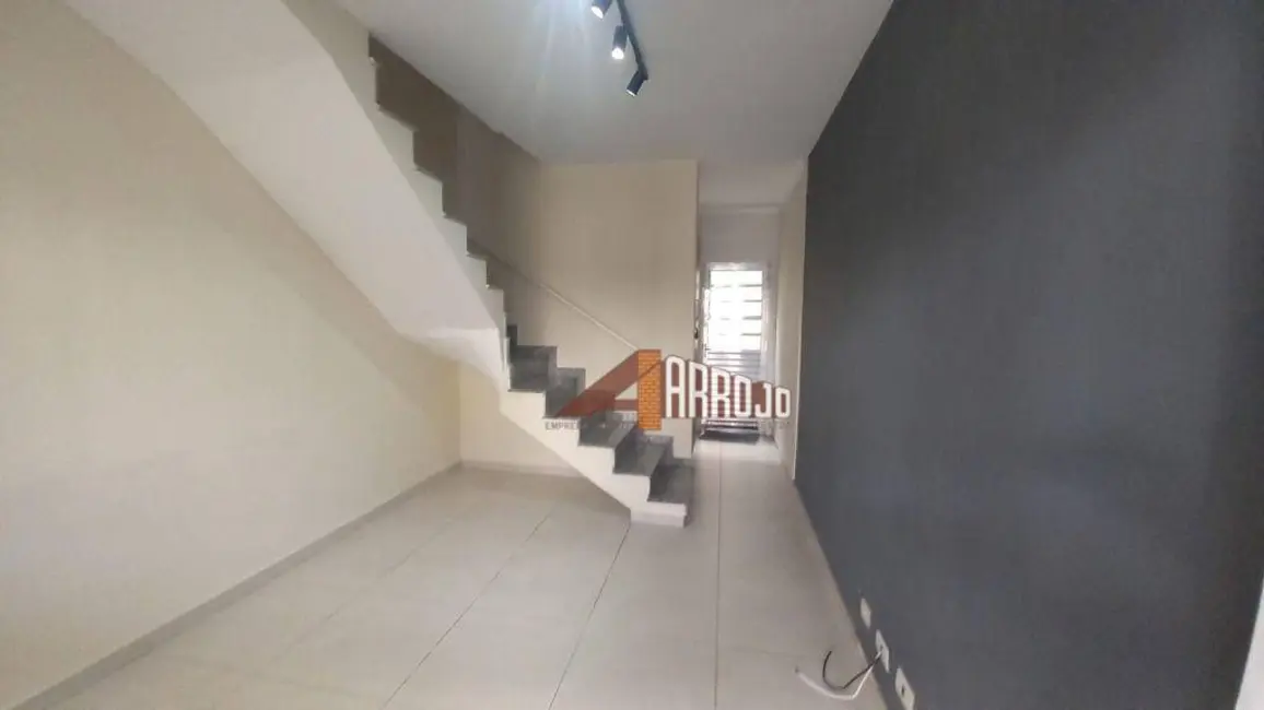 Sobrado com 2 quartos à venda, 3956m2 em Vila Buenos Aires, São Paulo - SP - imagem 8 Foto 8 de Sobrado com 2 quartos à venda, 3956m2 em Vila Buenos Aires, São Paulo - SP