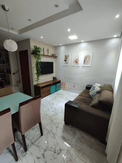 Foto 3 de Sobrado com 2 quartos à venda, 500m2 em Parque Guarani, São Paulo - SP