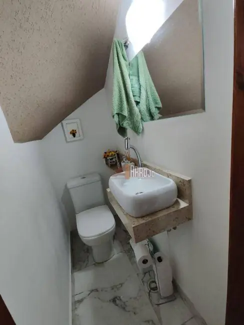 Foto 8 de Sobrado com 2 quartos à venda, 500m2 em Parque Guarani, São Paulo - SP