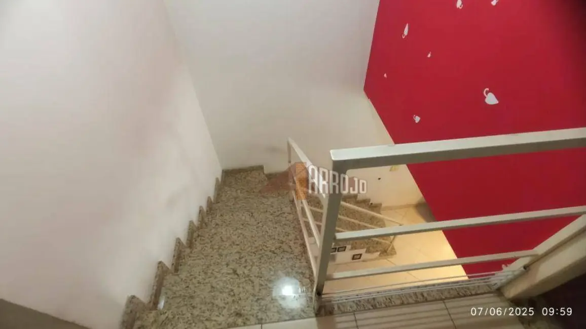 Sobrado com 3 quartos à venda, 131m2 em Vila Granada, São Paulo - SP - imagem 9 Foto 9 de Sobrado com 3 quartos à venda, 131m2 em Vila Granada, São Paulo - SP