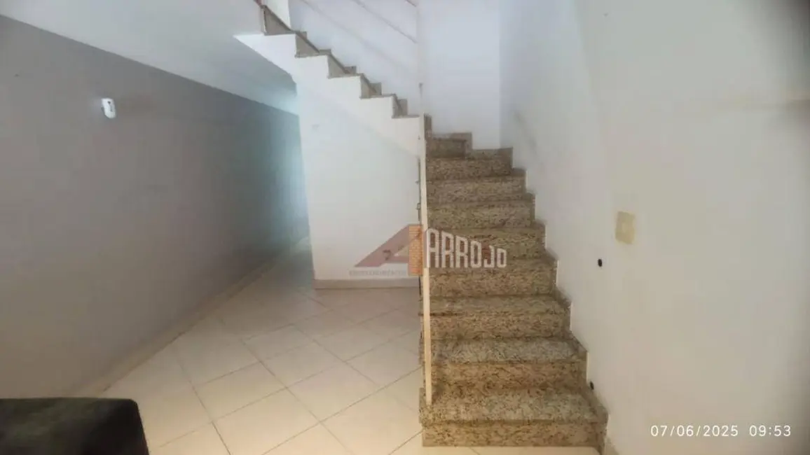 Sobrado com 3 quartos à venda, 131m2 em Vila Granada, São Paulo - SP - imagem 8 Foto 8 de Sobrado com 3 quartos à venda, 131m2 em Vila Granada, São Paulo - SP