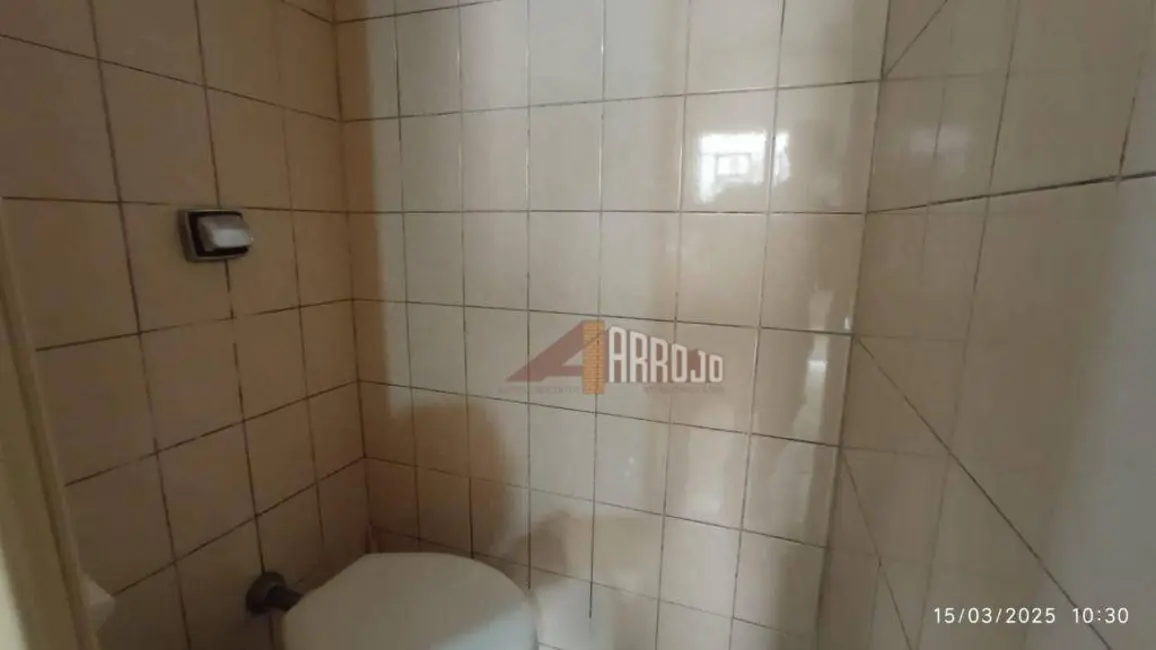 Foto 8 de Casa com 2 quartos à venda, 217m2 em Vila Marieta, São Paulo - SP