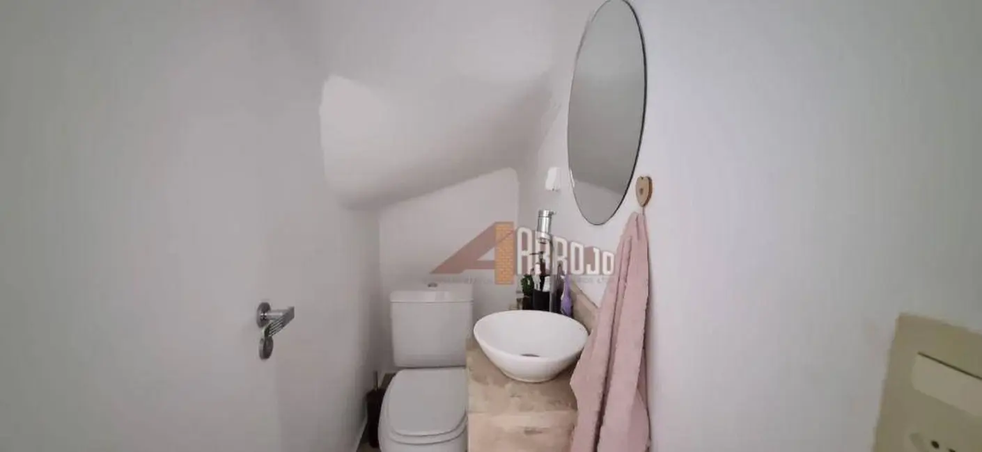 Sobrado com 3 quartos à venda, 90m2 em Chácara Cruzeiro do Sul, São Paulo - SP - imagem 4 Foto 4 de Sobrado com 3 quartos à venda, 90m2 em Chácara Cruzeiro do Sul, São Paulo - SP