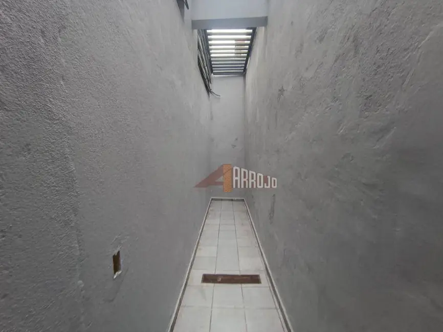 Sala Comercial à venda, 890m2 em Vila Marieta, São Paulo - SP - imagem 2 Foto 2 de Sala Comercial à venda, 890m2 em Vila Marieta, São Paulo - SP