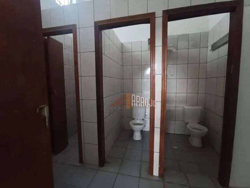 Sala Comercial à venda, 890m2 em Vila Marieta, São Paulo - SP - imagem 4 Foto 4 de Sala Comercial à venda, 890m2 em Vila Marieta, São Paulo - SP