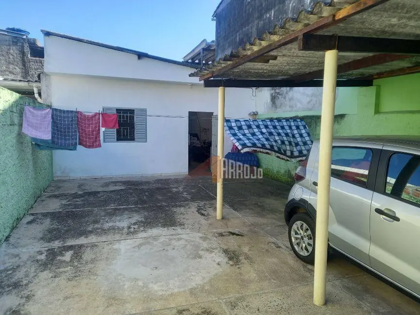 Foto 1 de Casa com 1 quarto à venda, 120m2 em Jardim Laone, São Paulo - SP