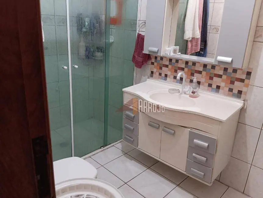 Foto 2 de Casa com 3 quartos à venda, 300m2 em Vila Buenos Aires, São Paulo - SP