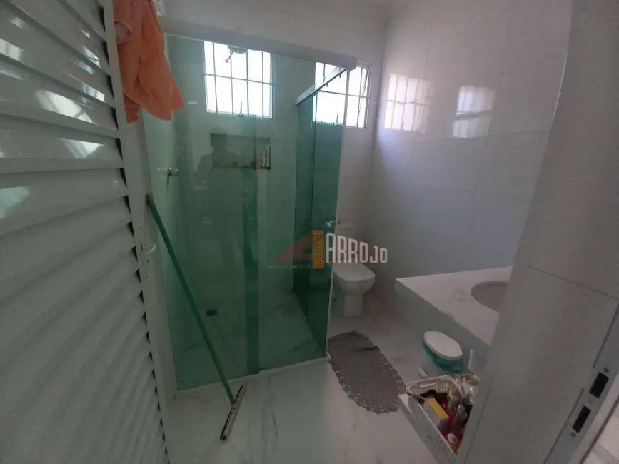 Sobrado com 3 quartos à venda, 164m2 em Vila Marieta, São Paulo - SP - imagem 5 Foto 5 de Sobrado com 3 quartos à venda, 164m2 em Vila Marieta, São Paulo - SP