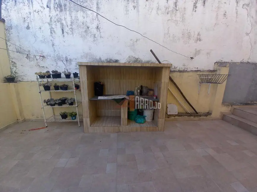 Sobrado com 3 quartos à venda, 164m2 em Vila Marieta, São Paulo - SP - imagem 8 Foto 8 de Sobrado com 3 quartos à venda, 164m2 em Vila Marieta, São Paulo - SP