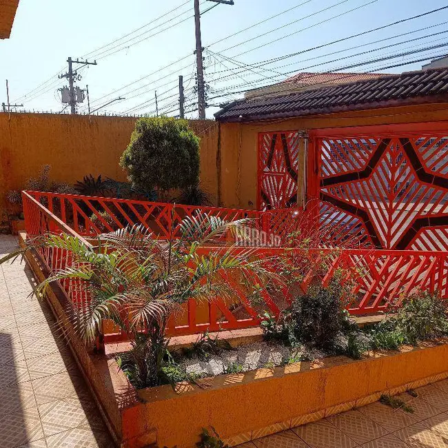 Foto 4 de Sobrado com 5 quartos para alugar, 300m2 em Vila Marieta, São Paulo - SP