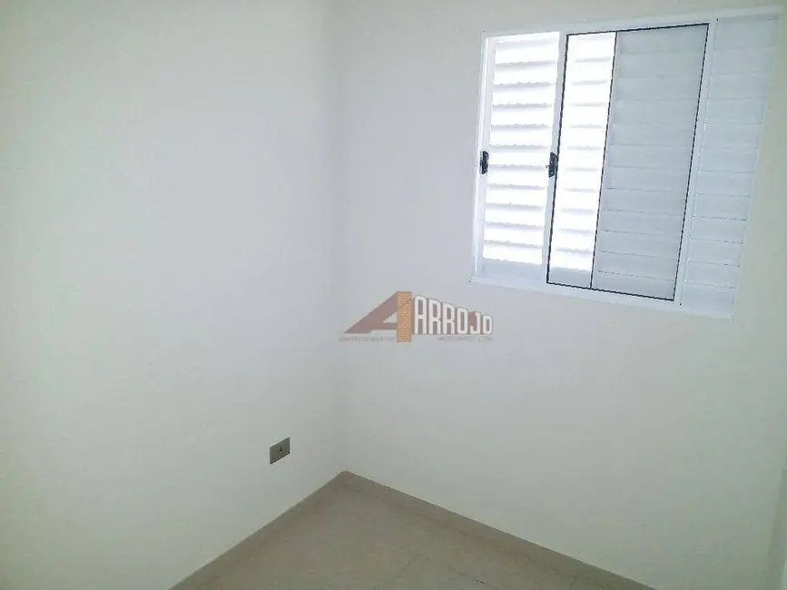 Foto 9 de Apartamento com 2 quartos para alugar, 40m2 em Vila Nova Savoia, São Paulo - SP