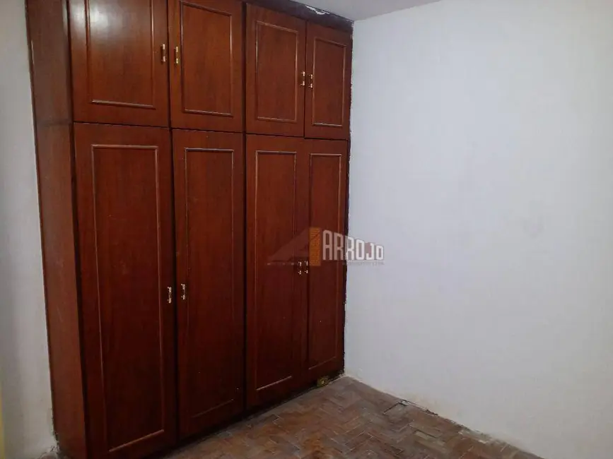 Foto 3 de Casa com 2 quartos para alugar, 90m2 em Vila Santa Lúcia, São Paulo - SP