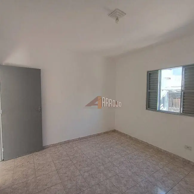Casa com 1 quarto para alugar, 60m2 em Jardim Ponte Rasa, São Paulo - SP - imagem 5 Foto 5 de Casa com 1 quarto para alugar, 60m2 em Jardim Ponte Rasa, São Paulo - SP