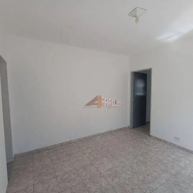 Casa com 1 quarto para alugar, 60m2 em Jardim Ponte Rasa, São Paulo - SP - imagem 8 Foto 8 de Casa com 1 quarto para alugar, 60m2 em Jardim Ponte Rasa, São Paulo - SP