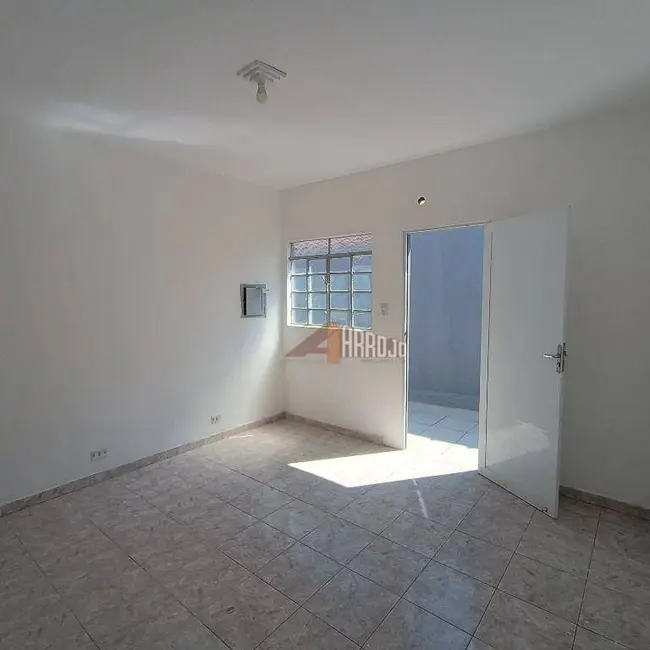 Casa com 1 quarto para alugar, 60m2 em Jardim Ponte Rasa, São Paulo - SP - imagem 9 Foto 9 de Casa com 1 quarto para alugar, 60m2 em Jardim Ponte Rasa, São Paulo - SP