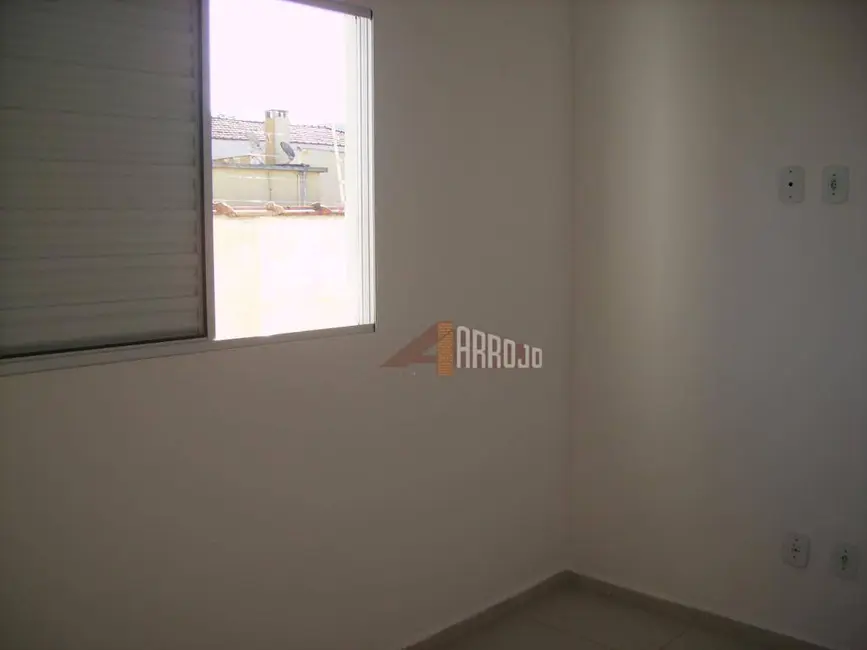 Foto 4 de Sobrado com 2 quartos para alugar, 90m2 em Vila Pierina, São Paulo - SP