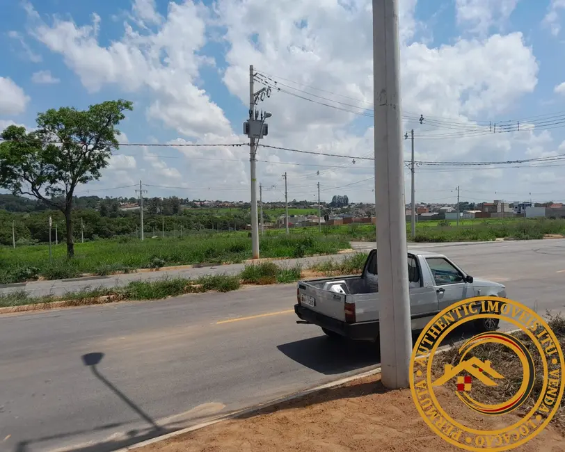 Foto 2 de Terreno / Lote à venda, 178m2 em Salto - SP