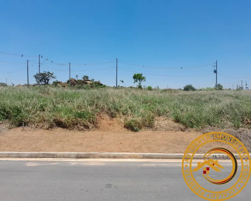 Foto 1 de Terreno / Lote à venda, 178m2 em Salto - SP