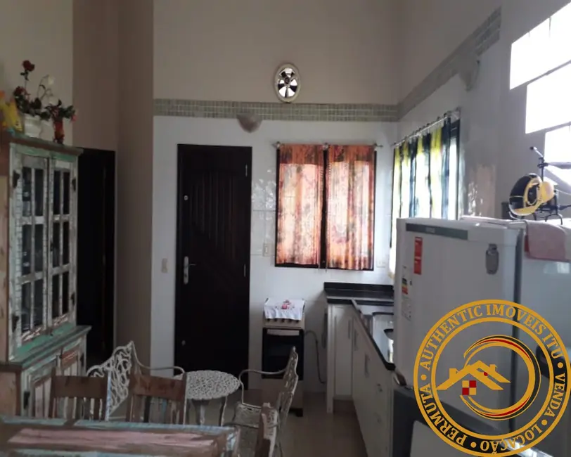 Foto 3 de Casa com 3 quartos à venda, 100m2 em Ilha Comprida - SP