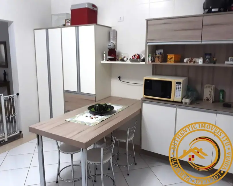 Foto 2 de Casa de Condomínio com 3 quartos à venda, 120m2 em Vila Cleto, Itu - SP