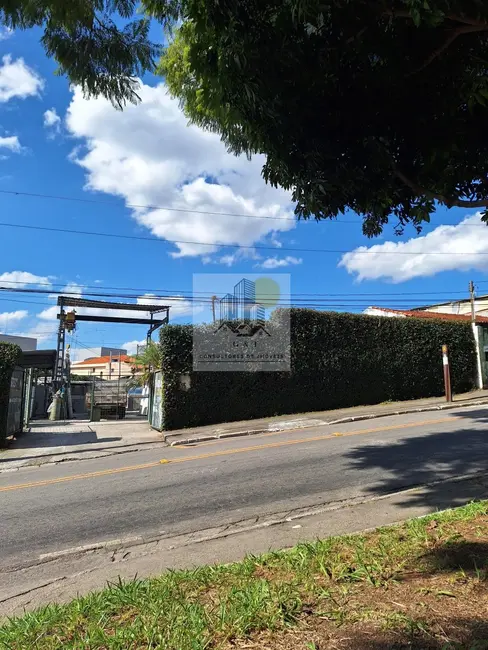 Foto 1 de Terreno / Lote à venda, 600m2 em Jardim Ester Yolanda, São Paulo - SP