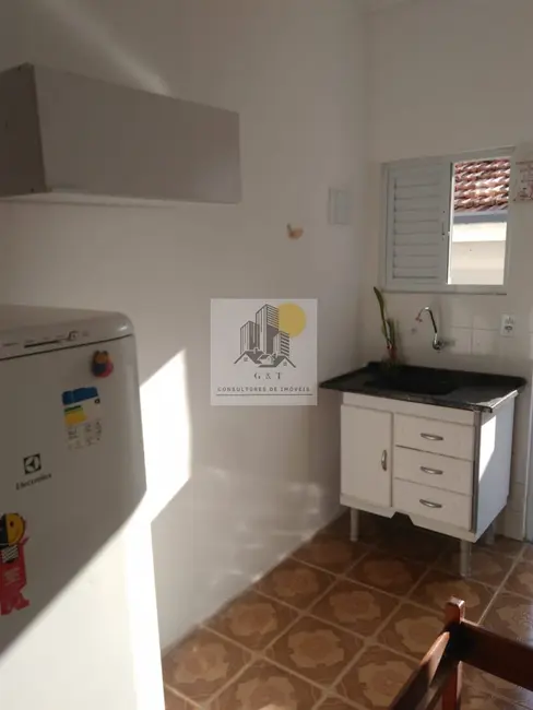 Kitnet com 1 quarto para alugar, 15m2 em Butantã, São Paulo - SP - imagem 1 Foto 1 de Kitnet com 1 quarto para alugar, 15m2 em Butantã, São Paulo - SP
