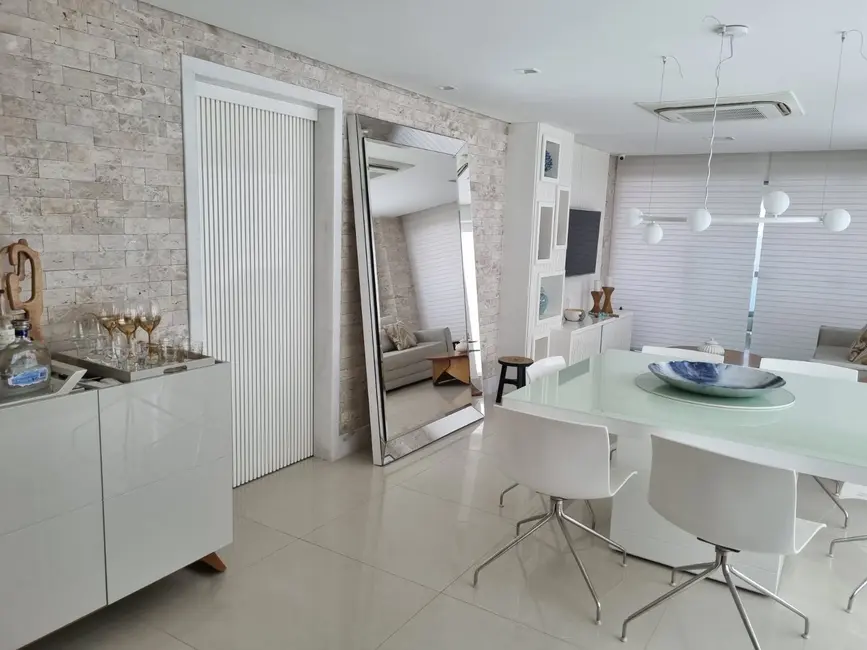 Foto 2 de Apartamento com 3 quartos à venda, 138m2 em Barra, Salvador - BA