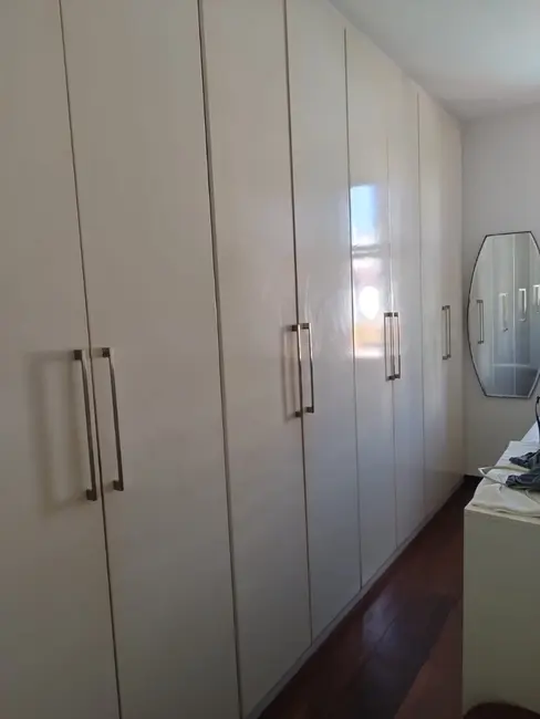 Casa com 3 quartos à venda, 600m2 em Itaigara, Salvador - BA - imagem 8 Foto 8 de Casa com 3 quartos à venda, 600m2 em Itaigara, Salvador - BA